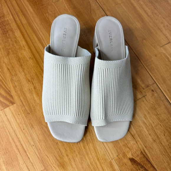 Everlane Cream Mules - Picture 3 of 7